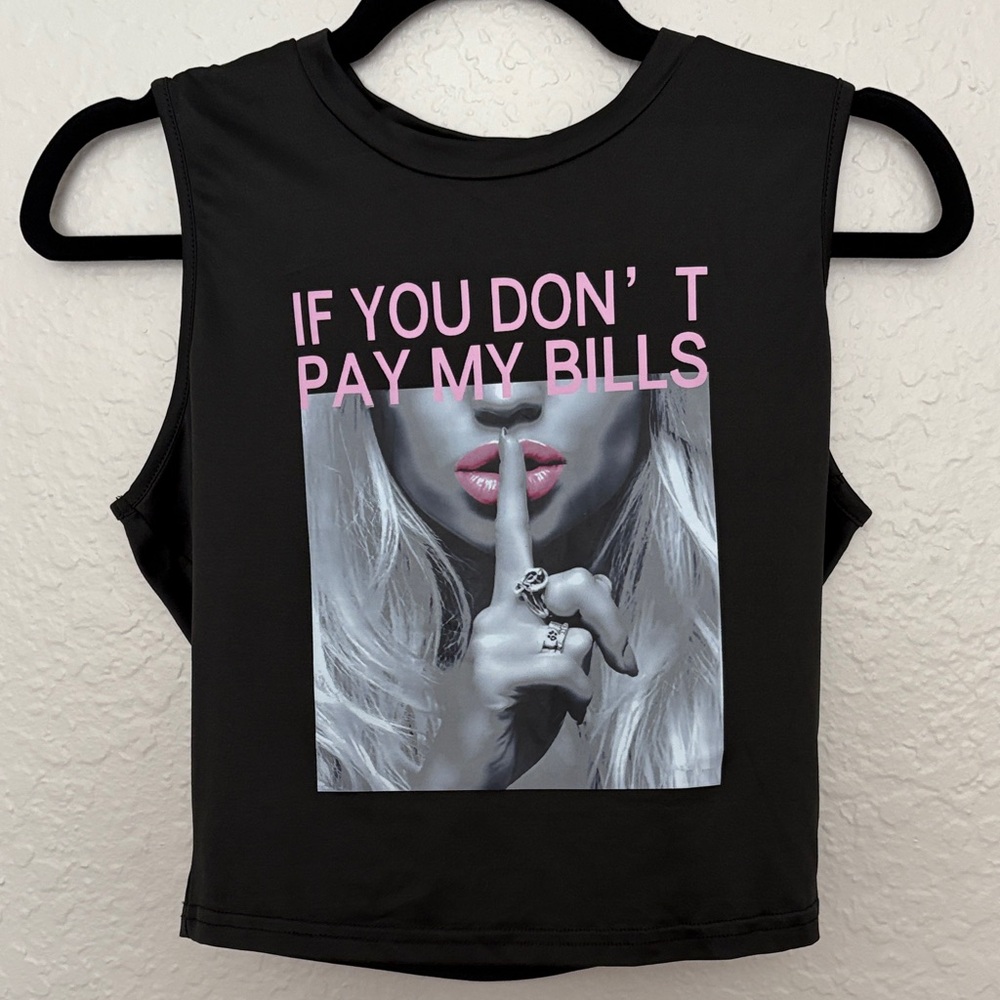 Black Graphic Crop Top